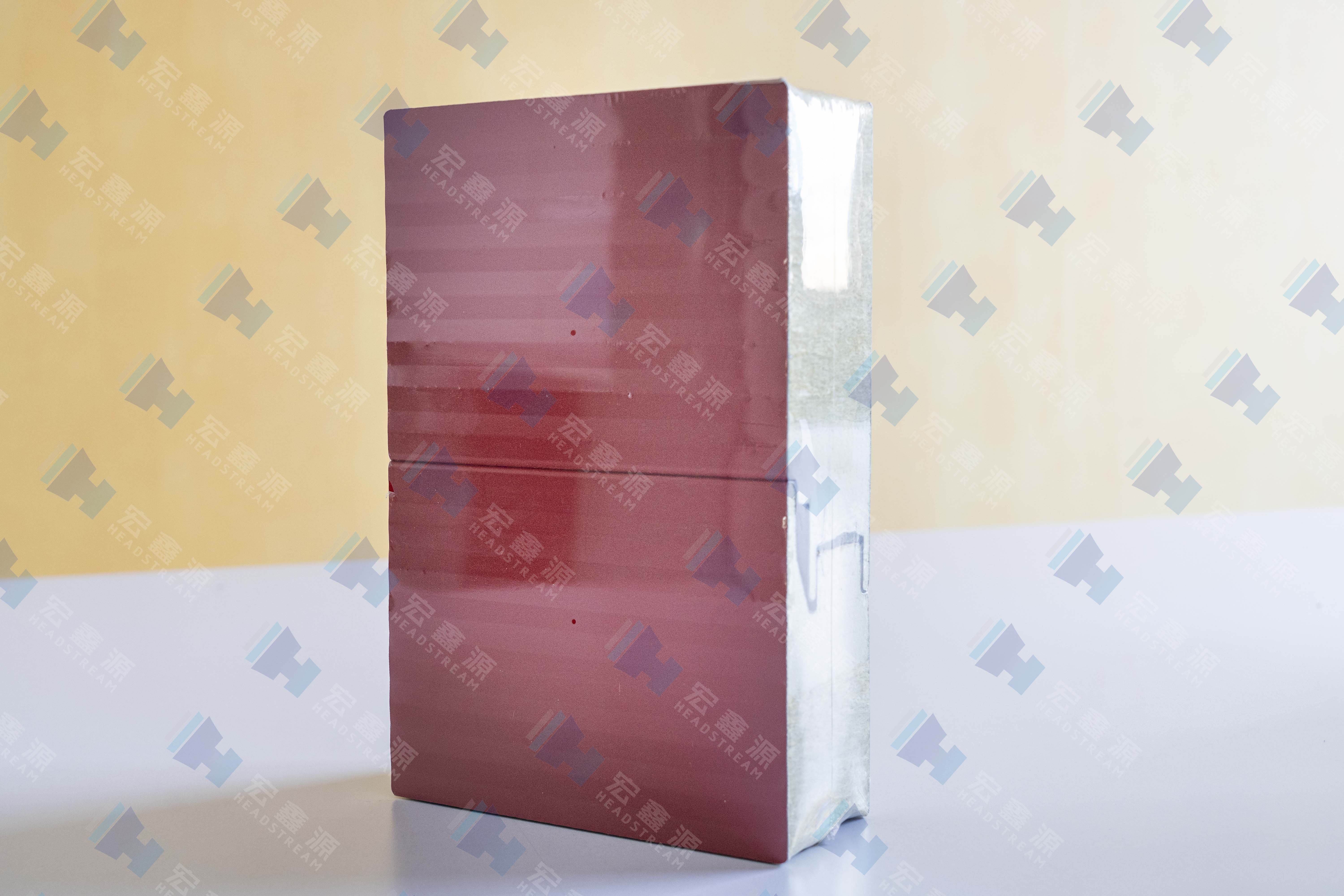 聚氨酯彩钢板的优势在哪里(图2)