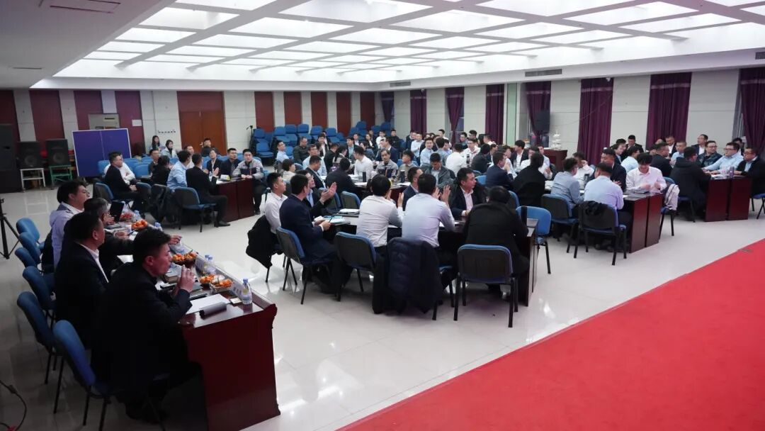 岁末收官，蓄力启新丨宏鑫源控股集团年终营销培训圆满收官！(图1)