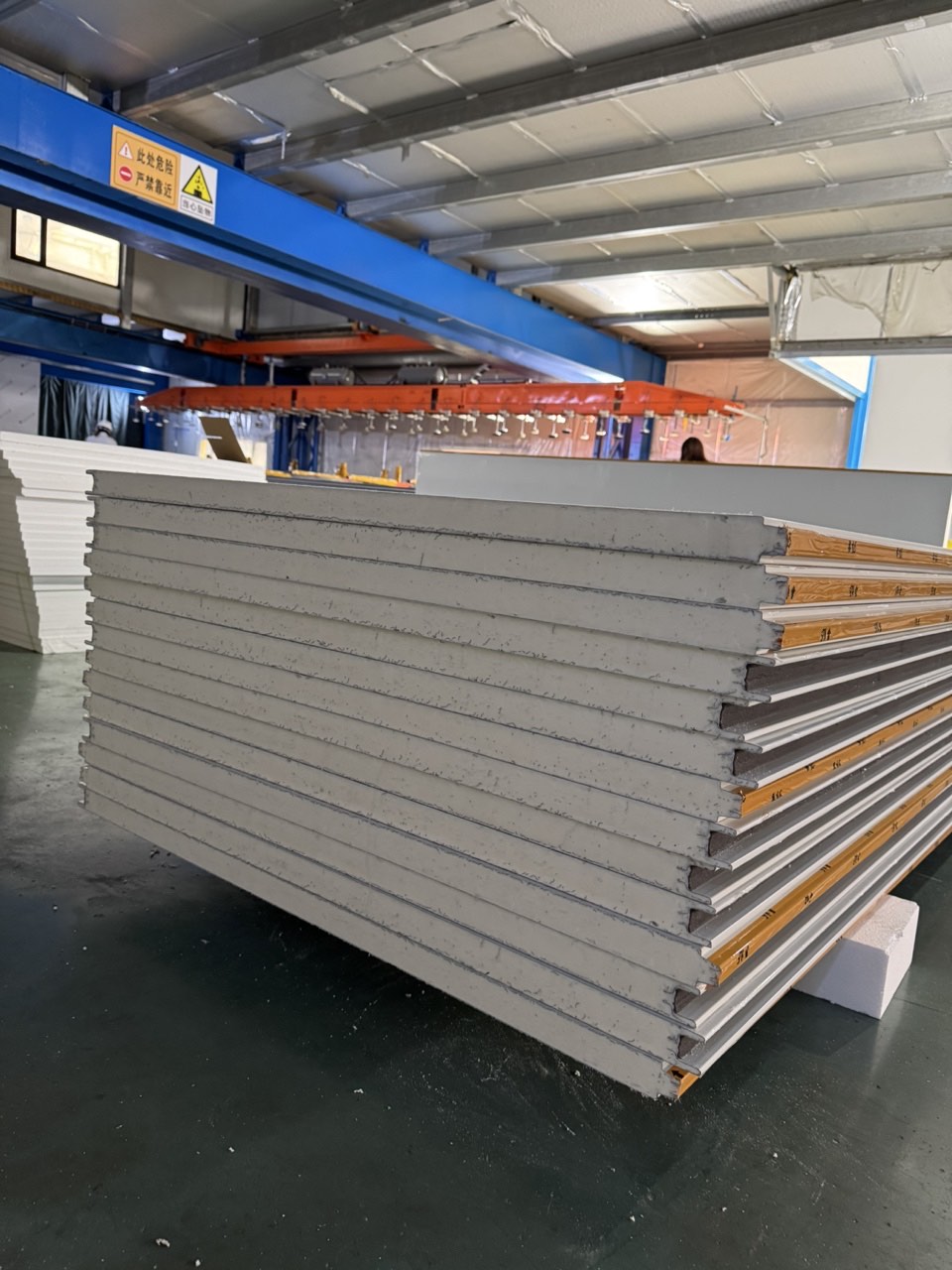 影响聚氨酯保温板价格的因素有哪些？